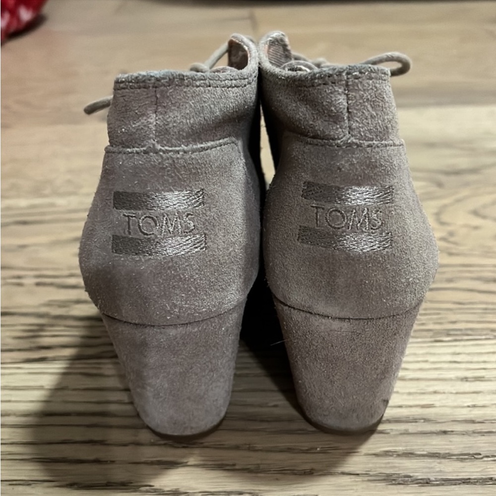 SOLD  Tom wedges